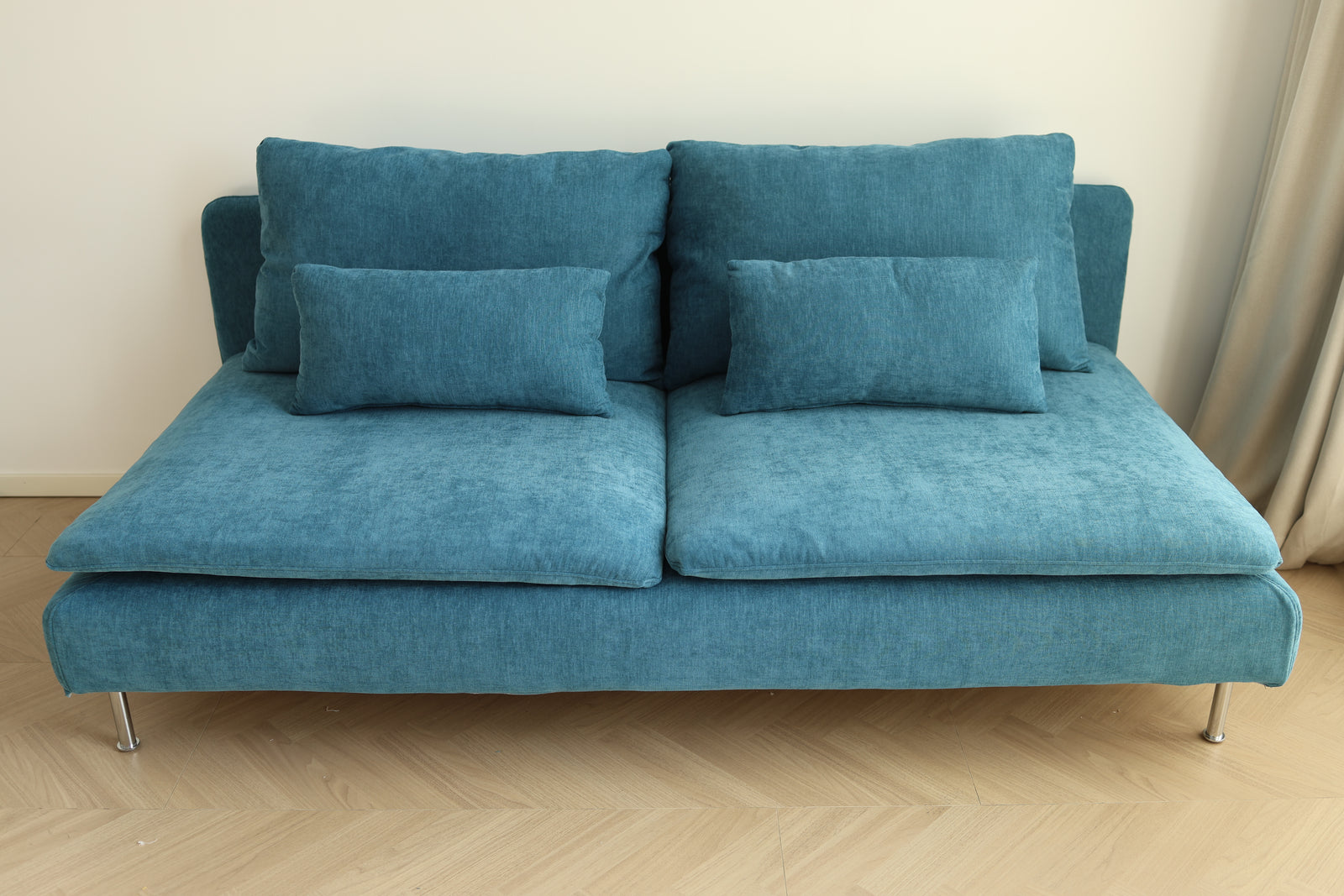 LEANKEE basket cover in denim blue on IKEA Söderhamn sofa